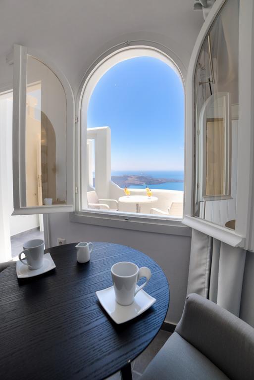פירוסטפני Remvi Suites חדר תמונה